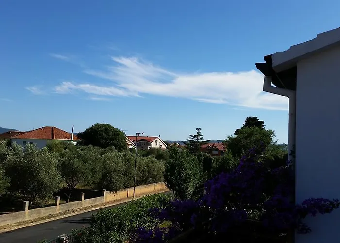 And Mirjana 3* ביבינייה